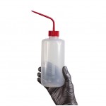 Plastick bottle with spout - 250ml - ACCESSORIES